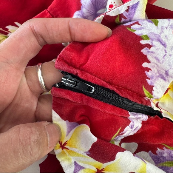 Vintage Royal Hawaiian Creations Puff Sleeves Red Floral Dress Size 4XL - Picture 10 of 14